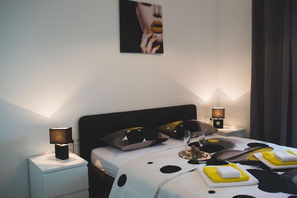 Apartments Sunny Garden Brodarica  Εξωτερικό φωτογραφία