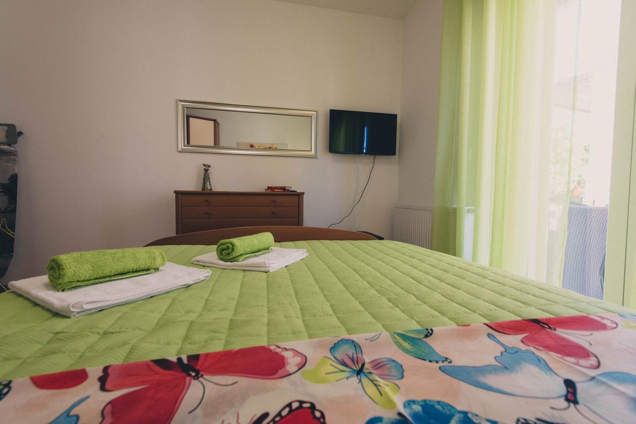 Apartments Sunny Garden Brodarica  Εξωτερικό φωτογραφία