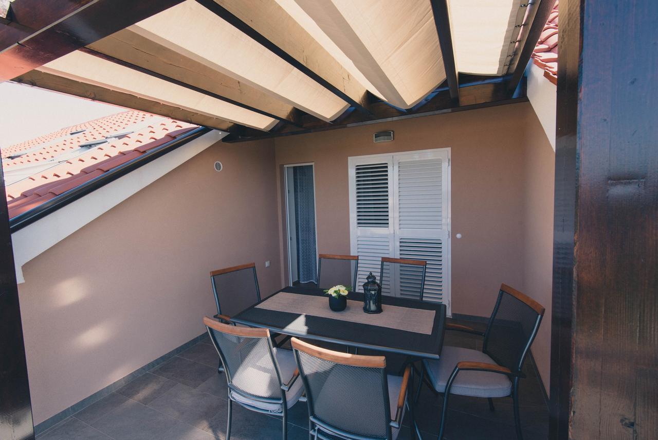 Apartments Sunny Garden Brodarica  Εξωτερικό φωτογραφία